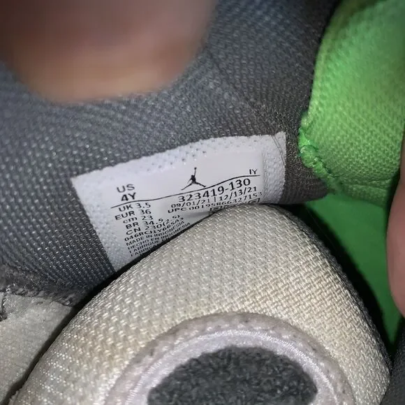 Nike Air Jordan 6 Rings GS Basketball Shoes 323419-130 White Green Size 4Y - Picture 11 of 12